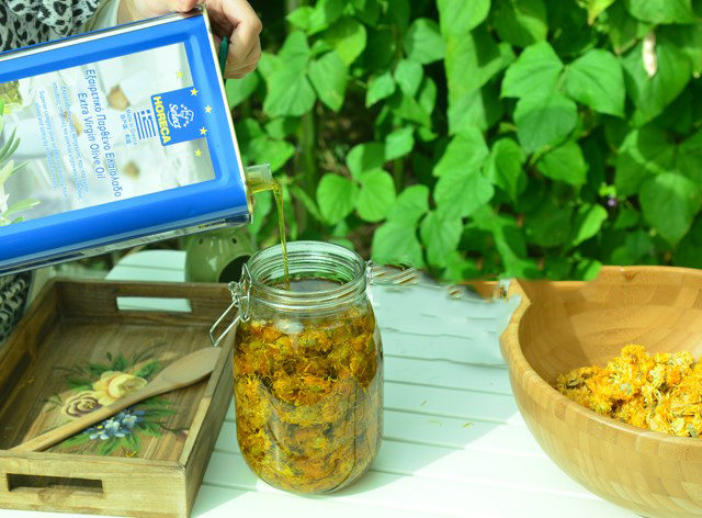 قواعد صناعة الصابون اليدوية ذا - مراجعة Soap Making Starter Kit وسعره